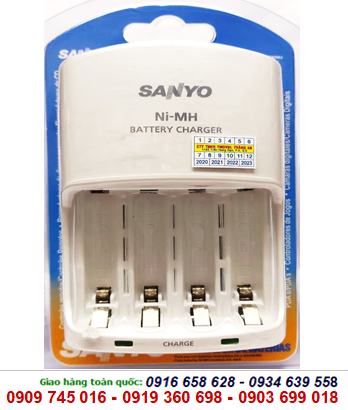 Máy sạc pin AA, AAA Sanyo NC-MQN06U - 4 rảnh, sạc được 4 pin AA, AAA chính hãng Sanyo